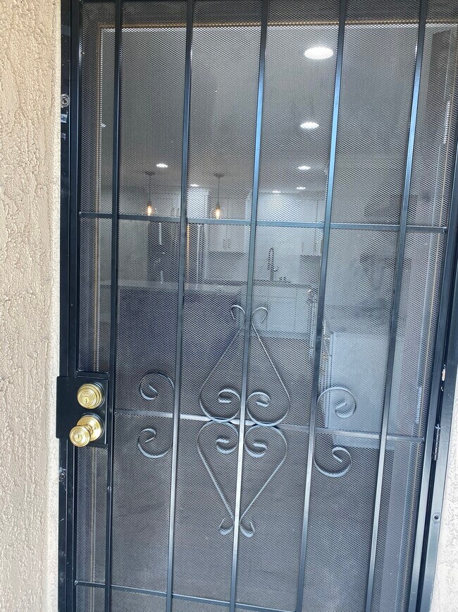 Building Photo - 7890 E Spring St