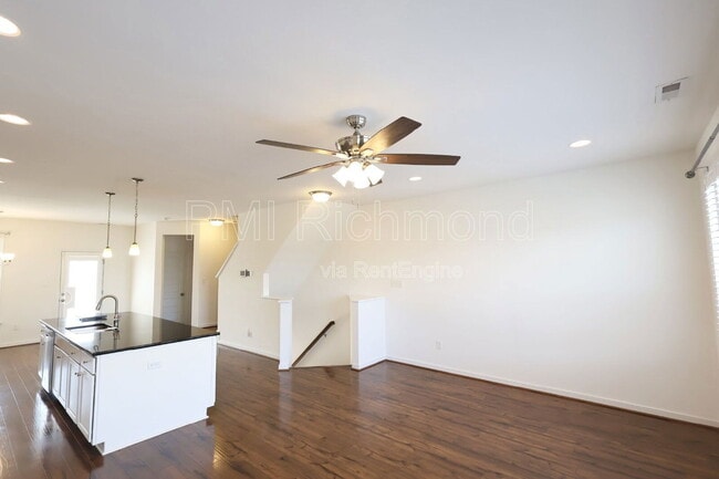 Building Photo - 12005 Rubystone Dr