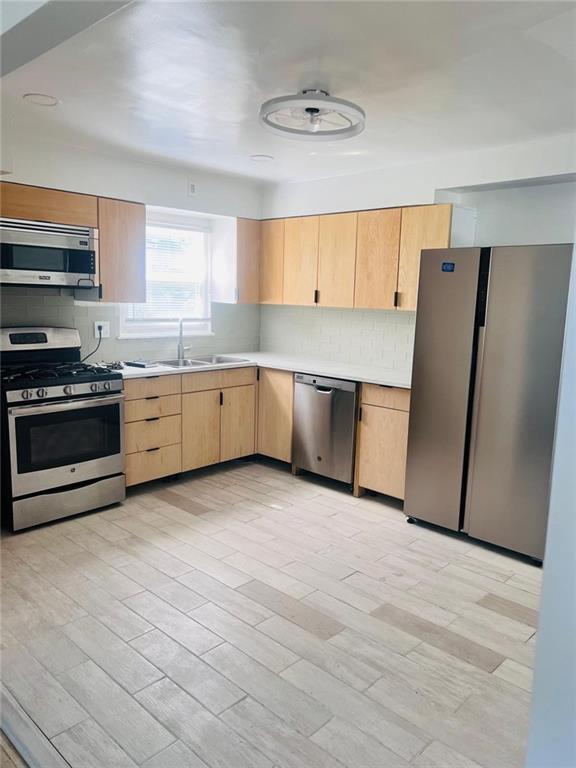 Building Photo - 25-40 Far Rockaway Blvd