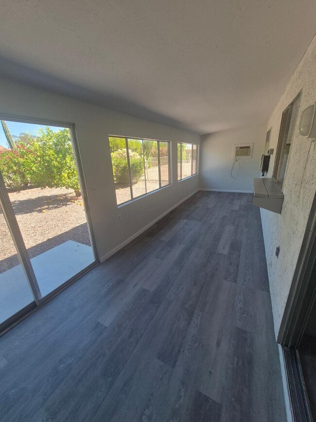 Building Photo - 1010 Leisure World