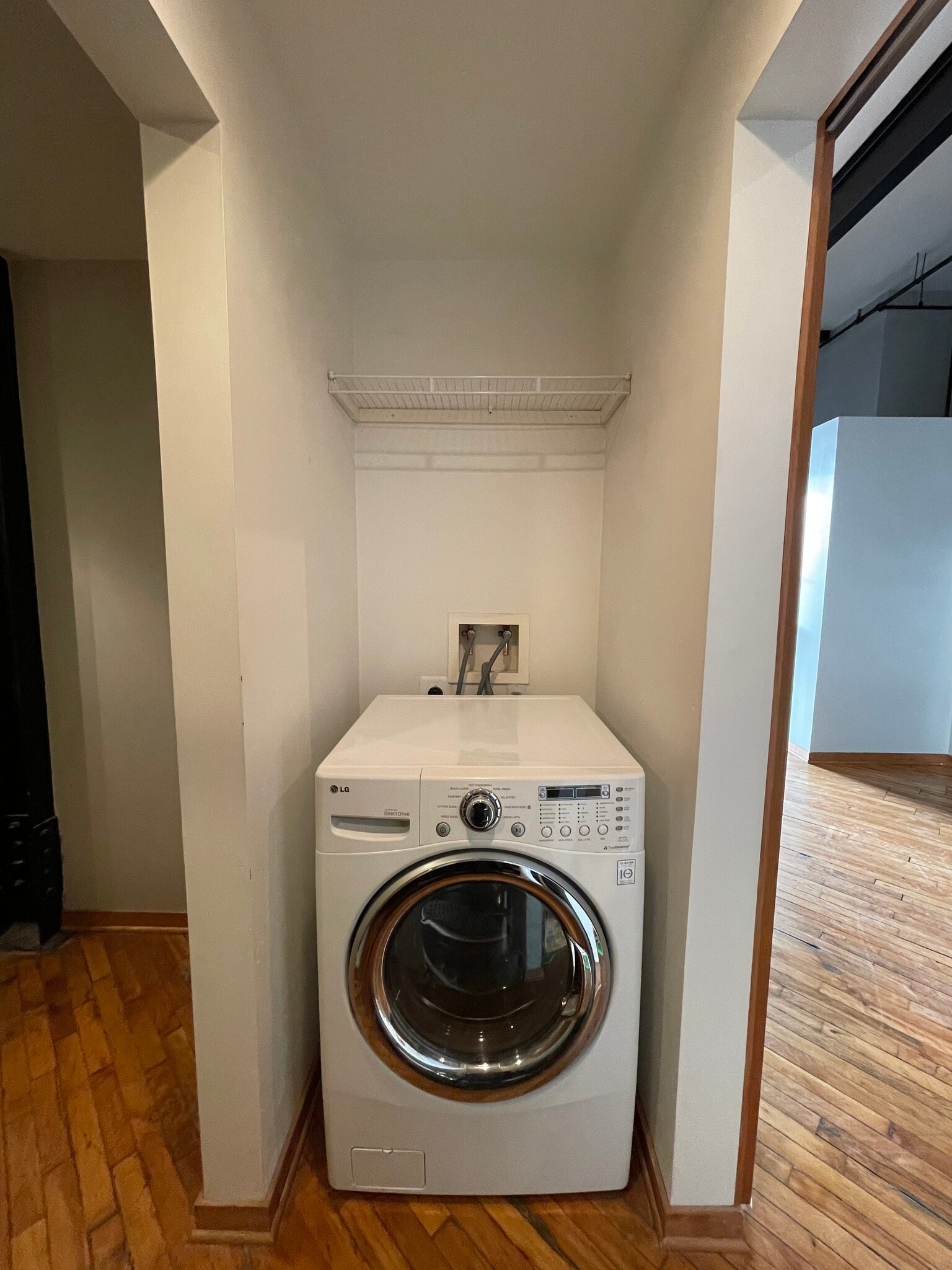 In unit energy efficient washer/dryer - 2003 Brooklyn St