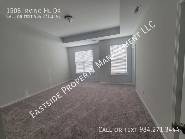 Building Photo - 1508 Irving Hl Dr