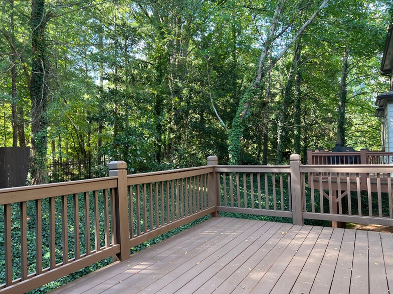 Building Photo - 7955 Magnolia Sq