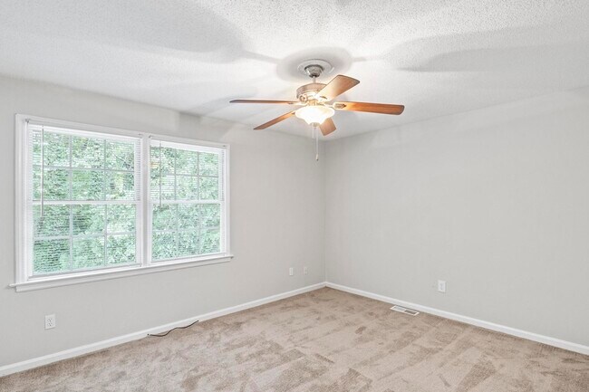 Building Photo - 7023 Mine Creek lane