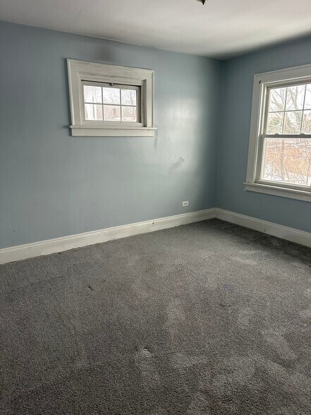 Building Photo - 2087 Goodnor Rd