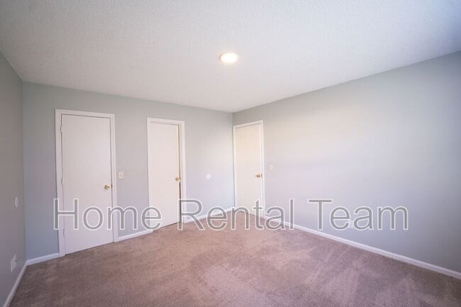 Building Photo - 148 Finn Cir