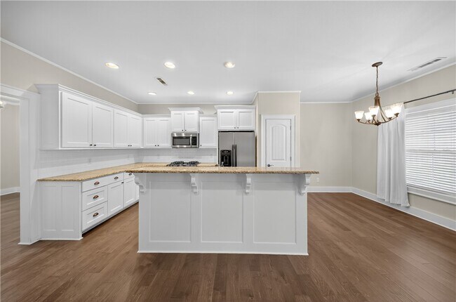 Building Photo - 1221 Chancery Ln