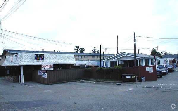 Building Photo - 15111 Washington Ave