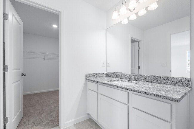 Building Photo - 3265 Vesara Dr