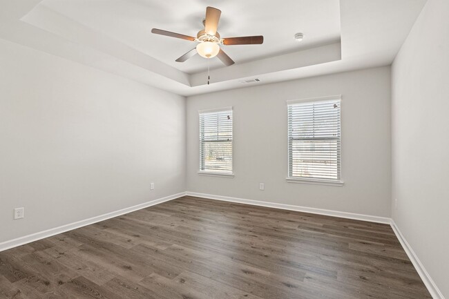 Building Photo - 4 bed 2.5 bath in Gainesville! Retreat at ...