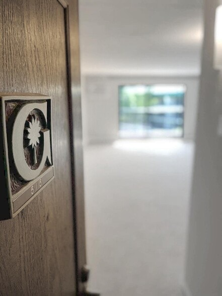 Condo Entrance - 10411 Cedar Lake Rd