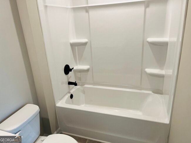 Building Photo - 33 Cobalt Ln