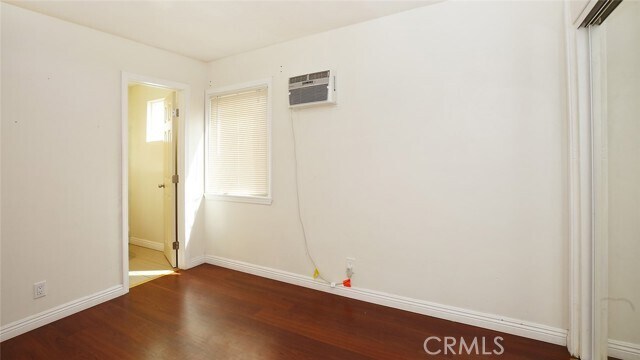 Building Photo - 410 N Glenwood Pl