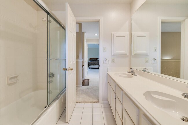 Building Photo - 1703 Stemply Ct