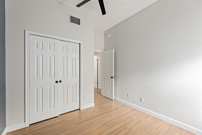 Building Photo - 1816 White Indigo Trail