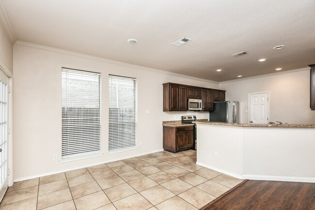 Building Photo - 1127 Kielder Ct