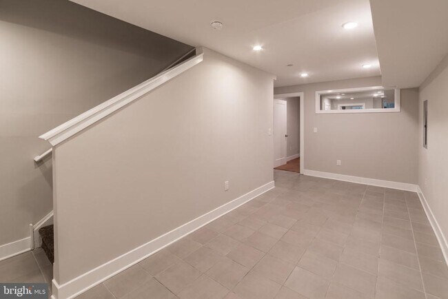 Building Photo - 1020 S 53rd St