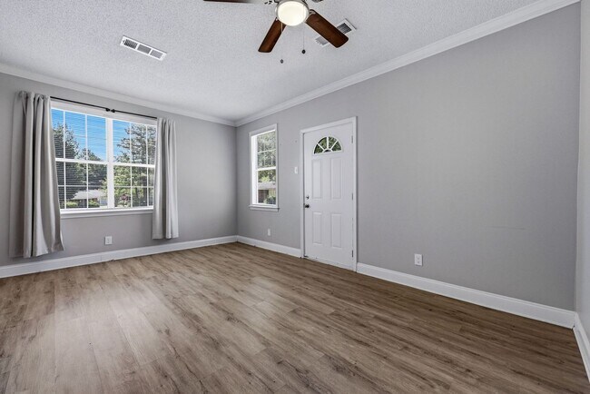 Building Photo - Corner Lot in Phenix City!