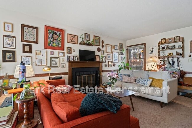 Building Photo - 116 Lantern Way