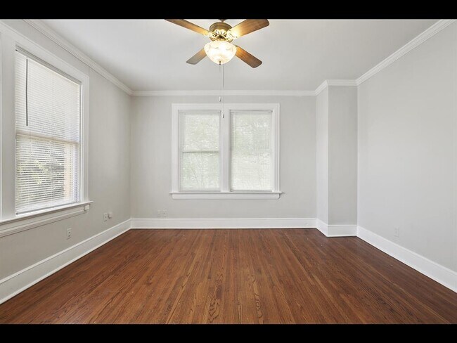 Building Photo - 6000 Velasco Ave