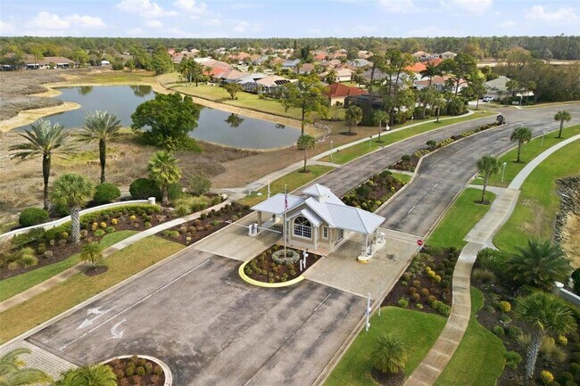 Building Photo - 2499 Silver Palm Rd