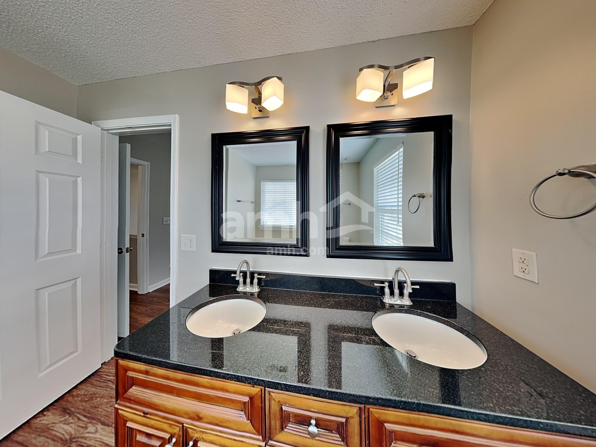 Building Photo - 4103 Hunters Trail Dr