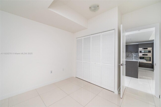 Building Photo - 7825 NW 107th Ave
