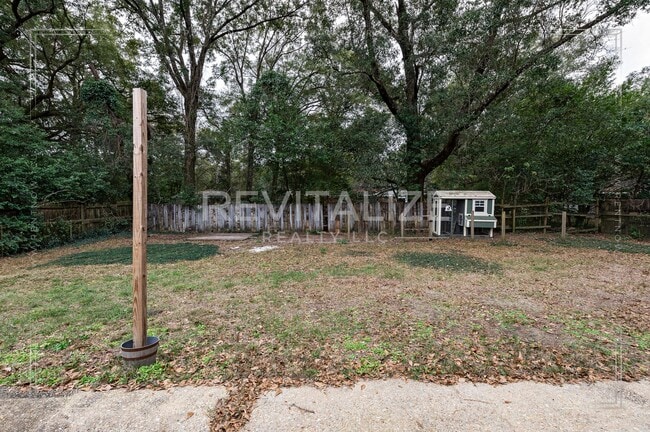 Building Photo - Desirable 3 Bed 1 Bath Ranch Style Home in Parkview Estates