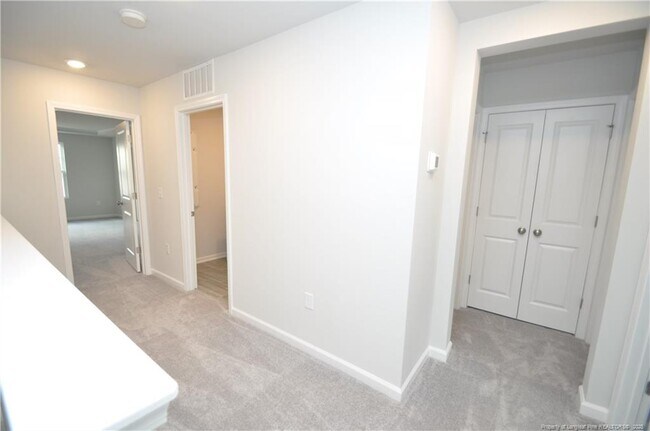 Building Photo - 156 Velvet Rdg Wy