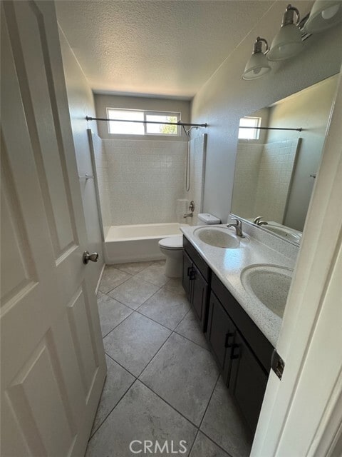 Building Photo - 33618 Iris Ln