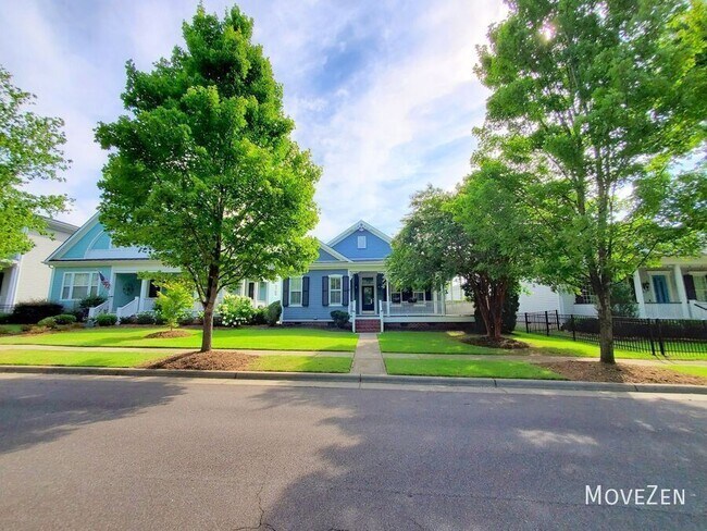 Building Photo - 17011 Hedgerow Park Rd