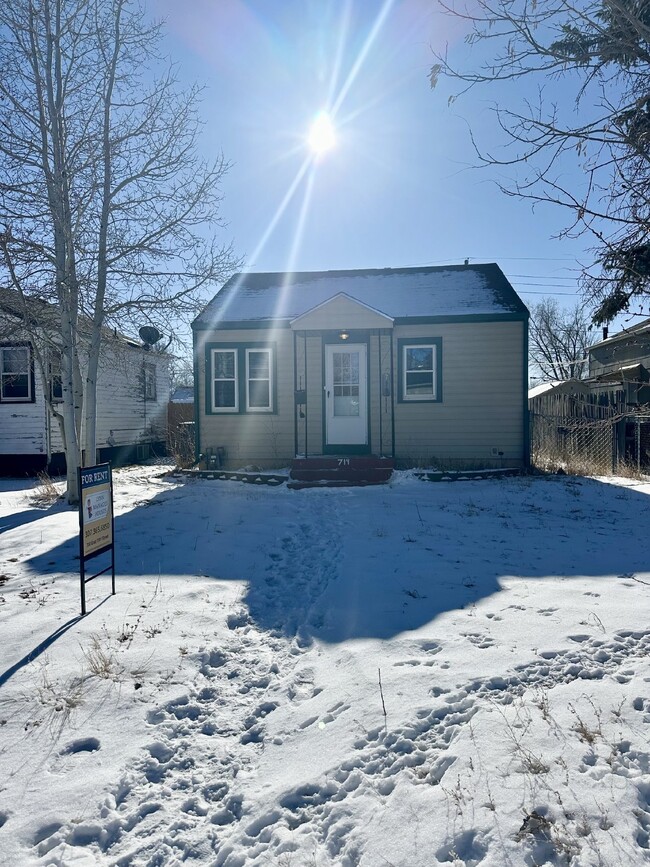 Primary Photo - "2-Bedroom Cheyenne Retreat with Elegant H...