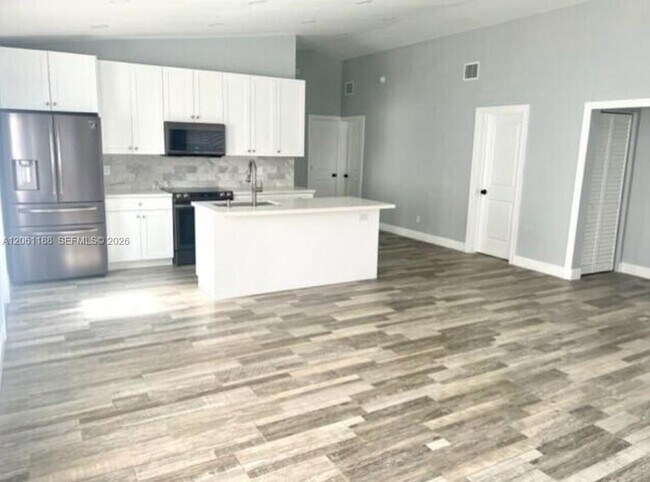 Building Photo - 507 Malverne Rd