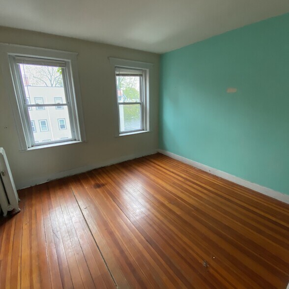 Building Photo - 1130 Commonwealth Ave