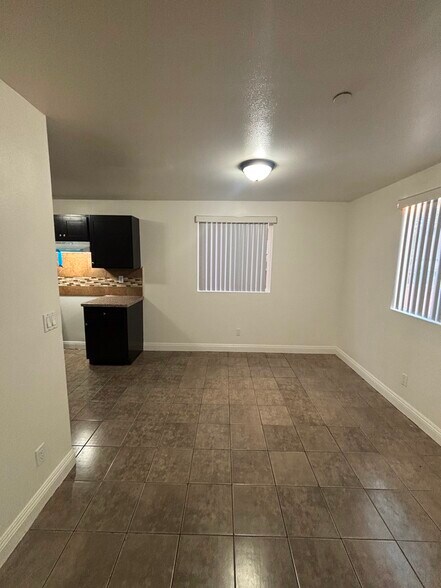 Building Photo - 160 W 52nd St