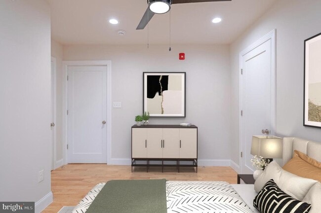 Building Photo - 333 S 21st St