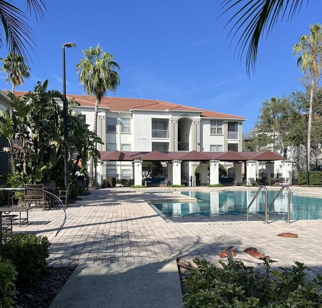 Building Photo - Beautiful 2/2 Ground Floor Condo in Gated Bella Terra Community-Orlando!