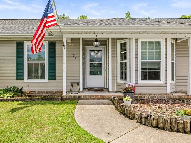 Building Photo - Raintree Subdivision