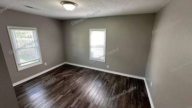 Building Photo - 1576 Cleveland Ave
