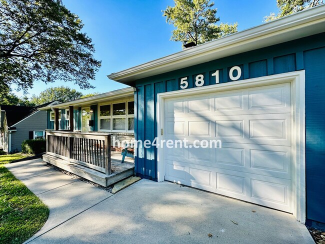 Building Photo - Gorgeous, Ranch Home in Prairie Village w/...