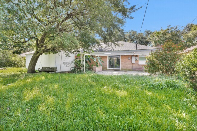 Building Photo - 5518 McKnight St