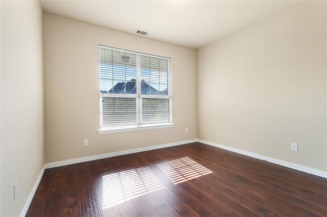 Building Photo - 2324 Amesbury Dr