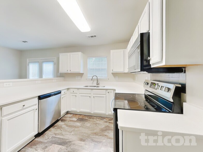 Building Photo - 8000 McGarry Trail