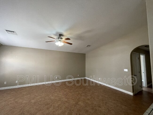 Building Photo - 2317 Acoma Pl