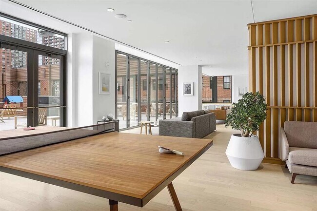 Building Photo - 10 Provost St