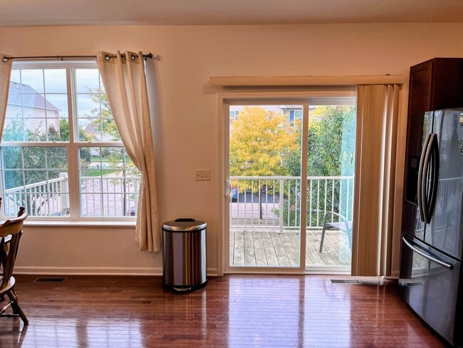 Building Photo - 434 Town Center Blvd