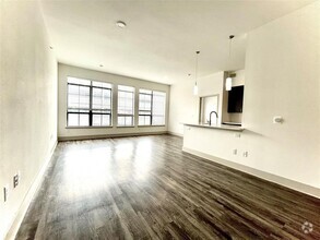 Building Photo - 2222 Smith St