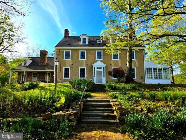 Building Photo - 1440 Creek Road Trl