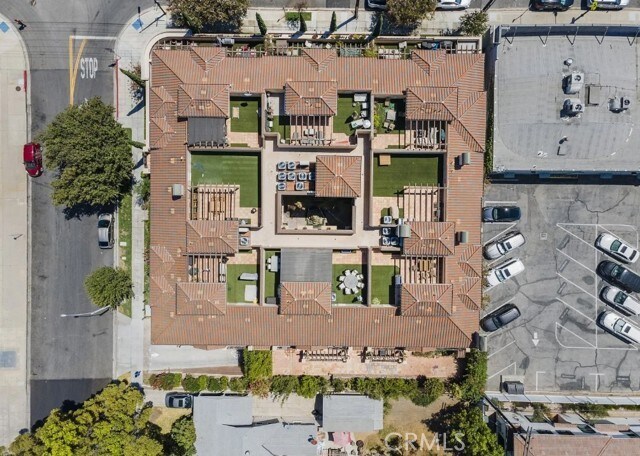 Building Photo - 201 N Reese Pl