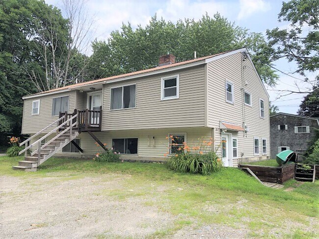 Primary Photo - 6 Cassidy Ln